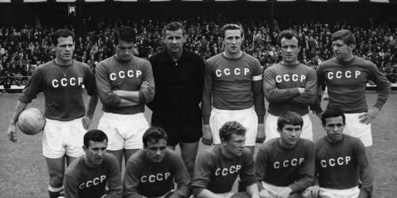 Liên Xô đi vào lịch sử khi đánh bại Nam Tư để xưng vương ở lần đầu giải đấu diễn ra 